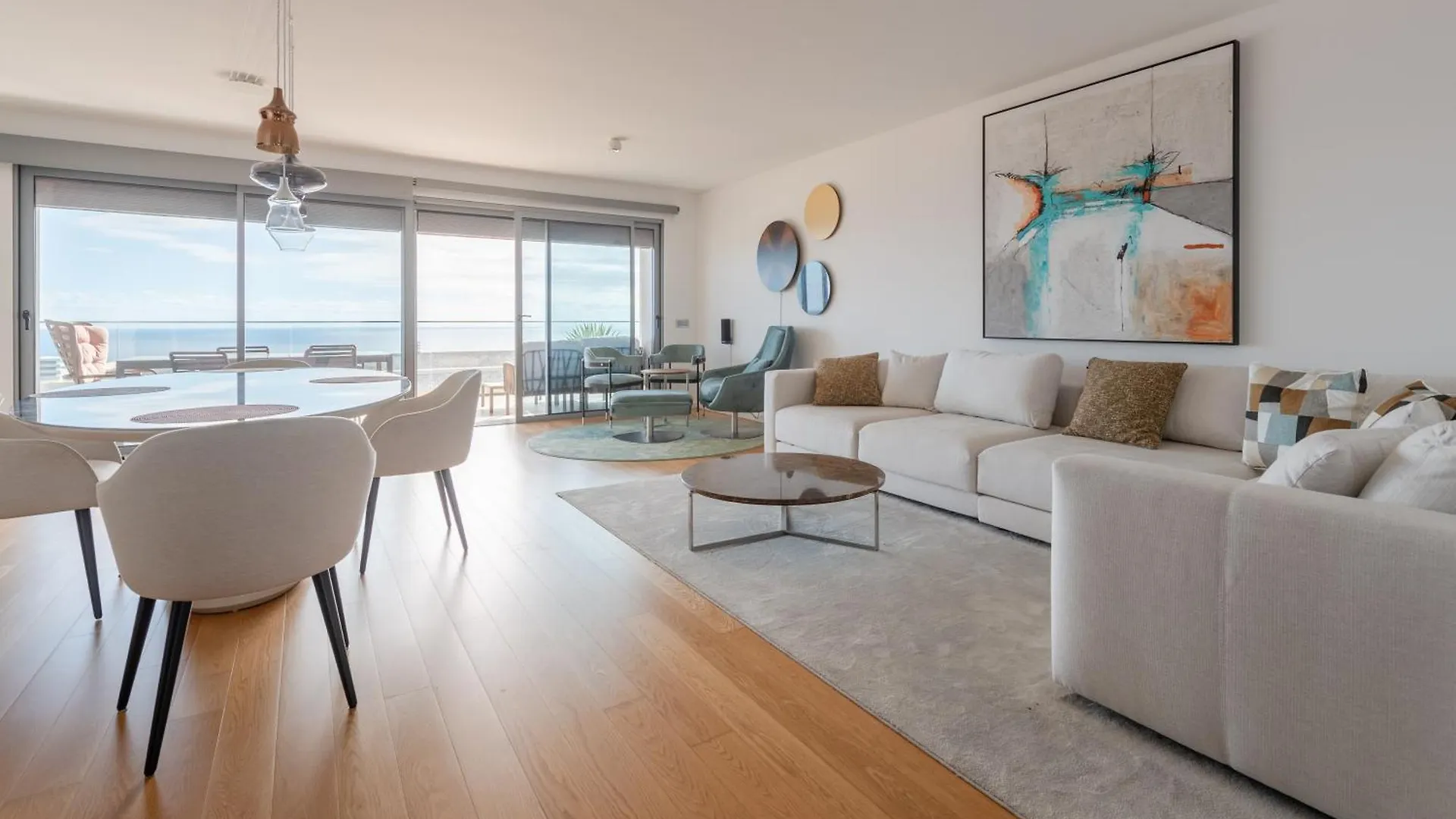 اتصالات The View Residence 